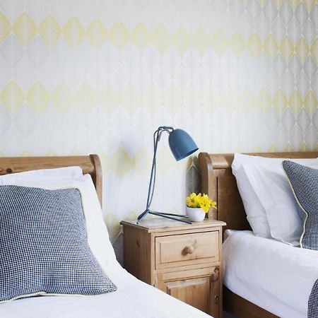 The Strand Inn Dunmore East Extérieur photo
